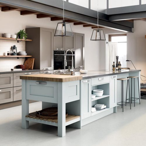 Syre Painted, Sea Harr & Winter Blue Caledonia Traditional Shaker Style Kitchen